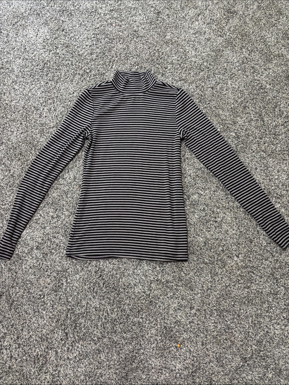 Evereve Black & Gray Striped Mock Neck Long Sleeve Top